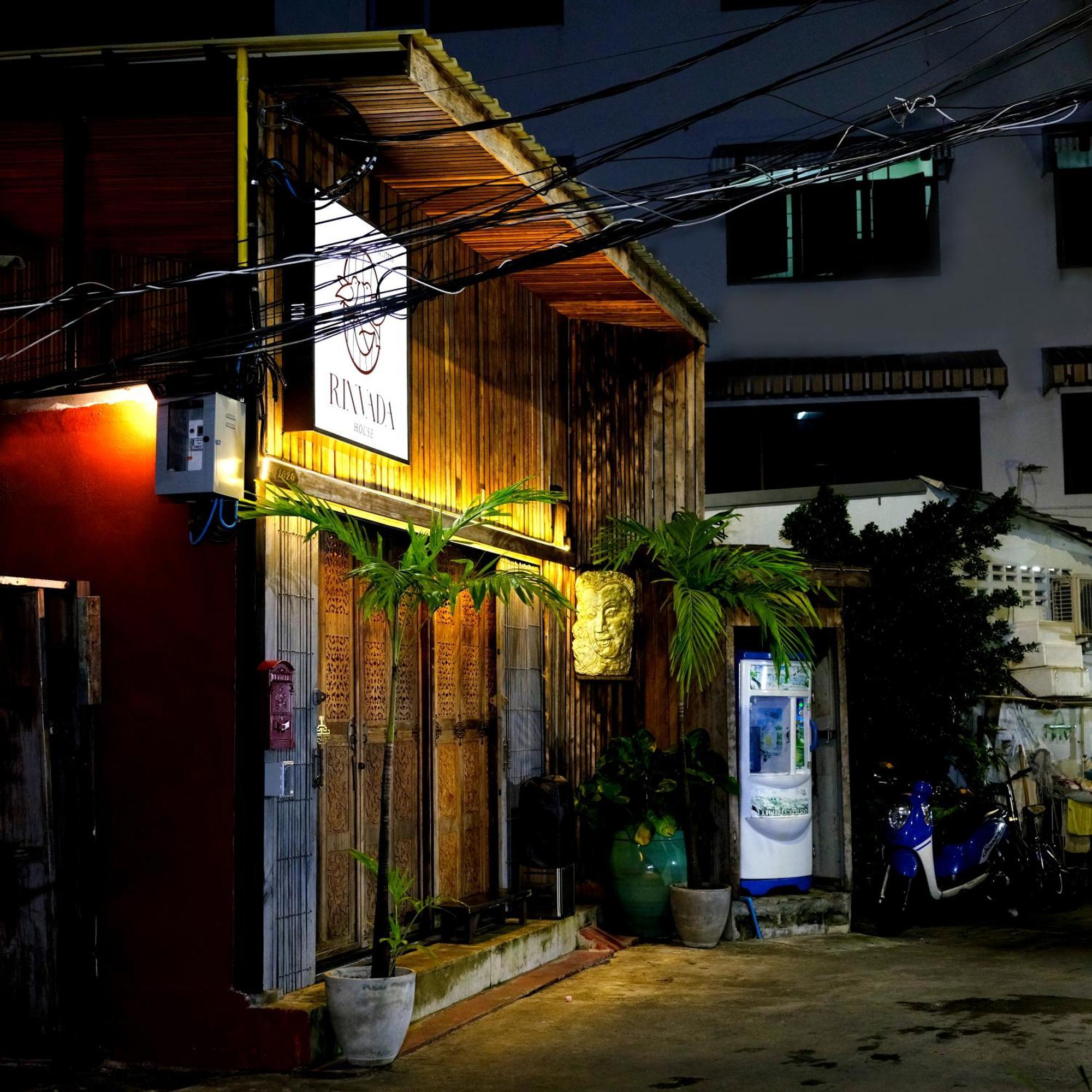 Villa Rinvada House Bangkok Exterior foto